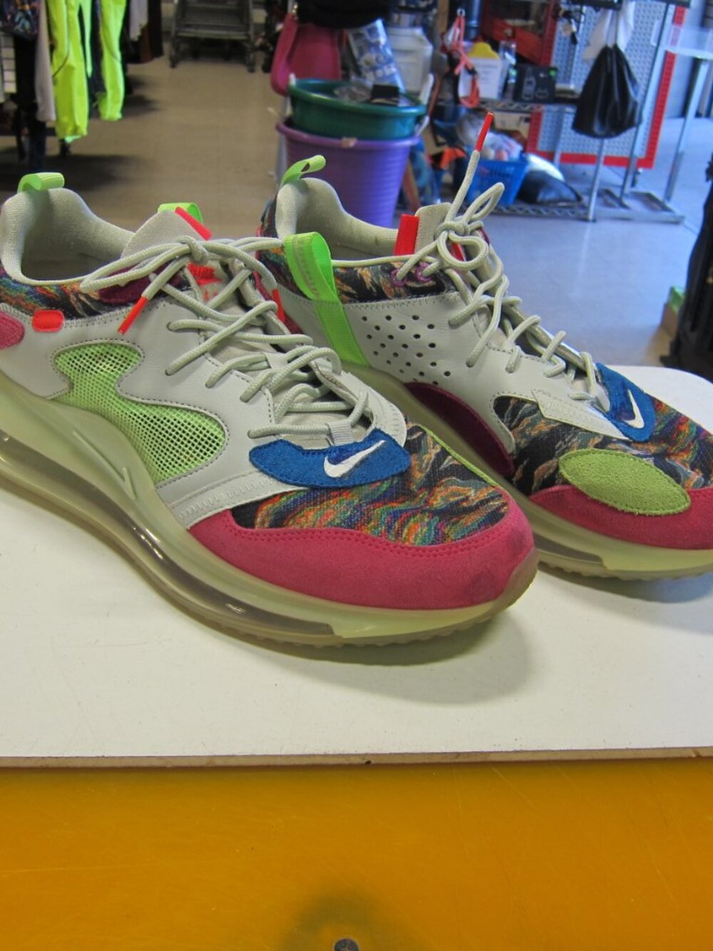 Nike Air Max 720 OBJ Young King of the Drip Men 13 Multi Color Shoes CK2531-900